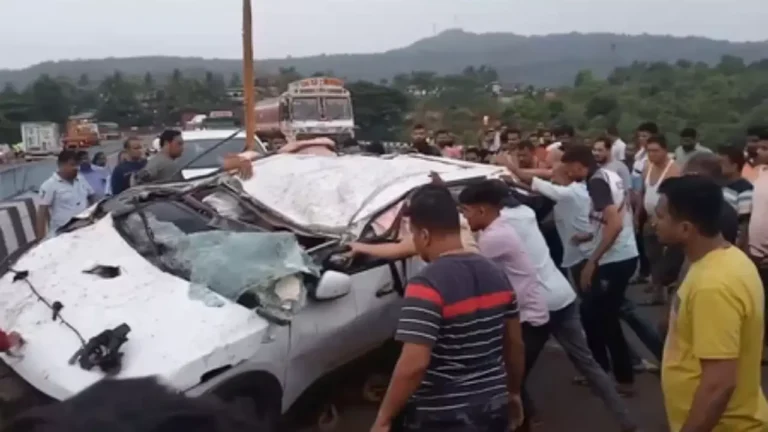 1874623-mumbai-goa-highway-accident